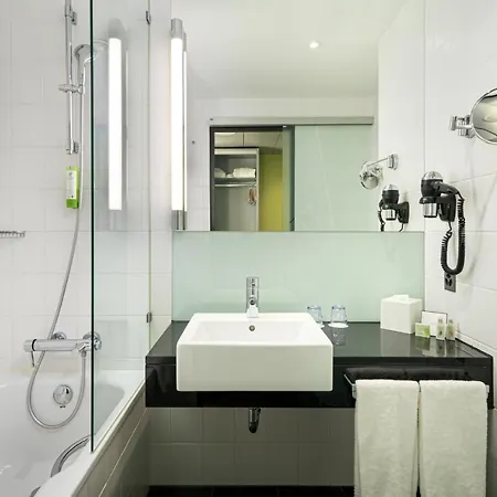 Westside By Ihg 4* ברן
