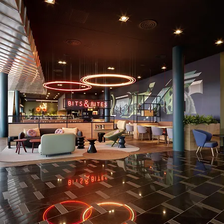 هوليداي إن ويست سايد برن