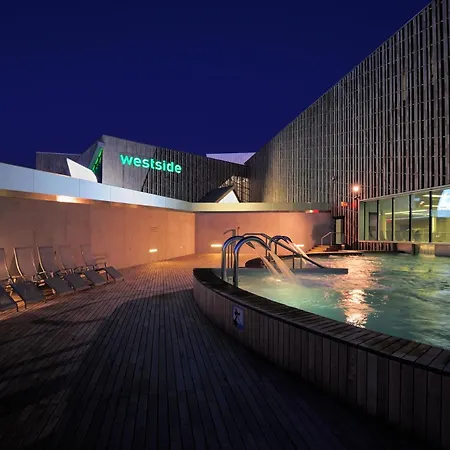Westside By Ihg Hotell 4*
