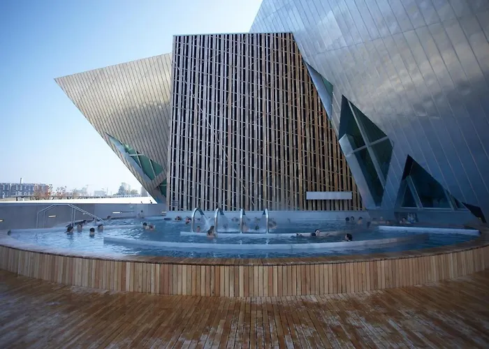 伯尔尼韦斯特赛德假日酒店 酒店 4*