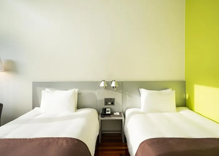 伯尔尼韦斯特赛德假日酒店 4* 伯尔尼