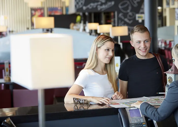 伯尔尼韦斯特赛德假日酒店 伯尔尼