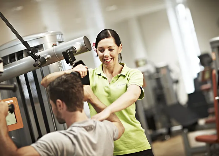 伯尔尼韦斯特赛德假日酒店 4*