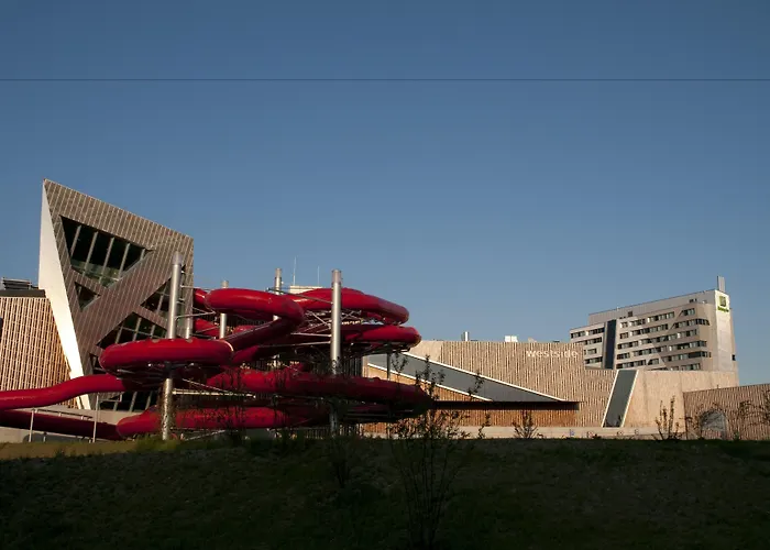 伯尔尼韦斯特赛德假日酒店 伯尔尼