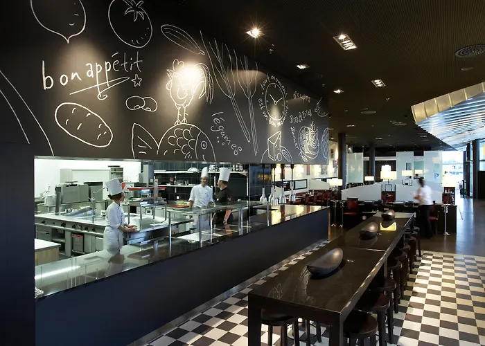 Westside By Ihg Hotell